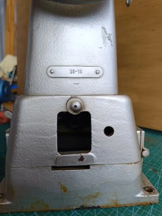 Máquina de coser PFAFF 28.15