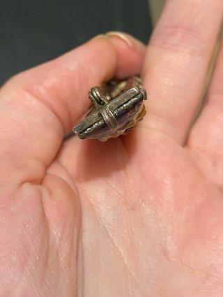 Broche floral, esmalte de Limoges firmado.
