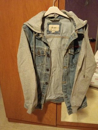 Chaqueta vaquera con capucha Pull&Bear Talla M