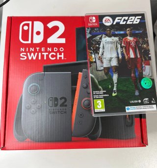 Nintendo Switch 2 Gris/Rojo + FC26