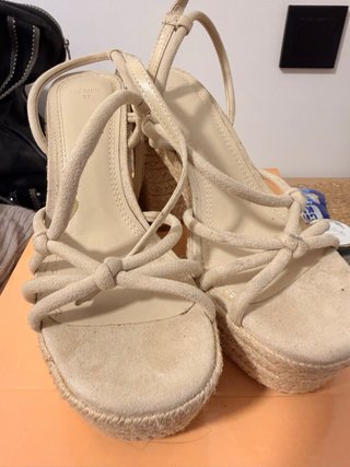 Sandalias esparto cuña beige
