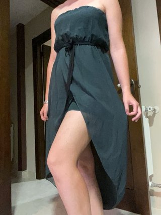 Vestidos strapless gris Mango y verde botella S-M
