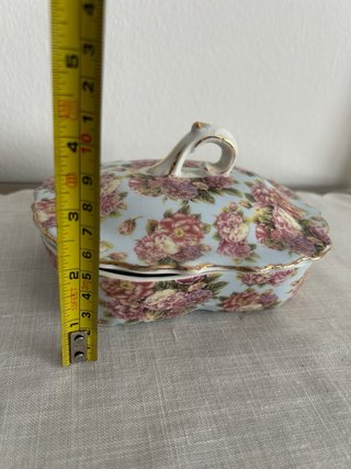 Joyero porcelana flores azul y rosa