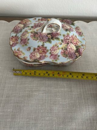 Joyero porcelana flores azul y rosa