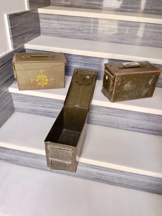 Caja de munición militar verde