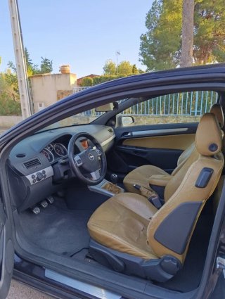 Opel Astra gtc 1.7