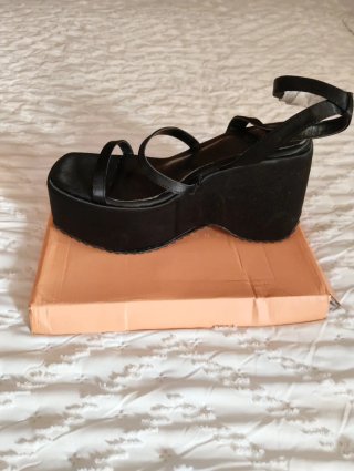 Sandalias de plataforma negras