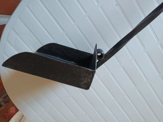 Recogedor de hierro para chimenea