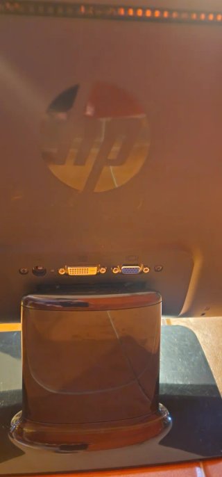 Monitor HP LED 21.5 Ultra Slim
