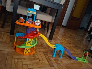 Circuito de coches y rampas