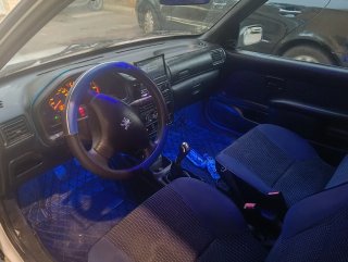 Peugeot 106 19800km TODO AL DÍA