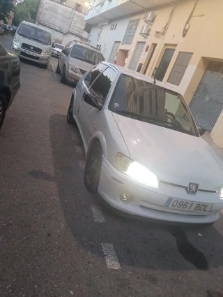 Peugeot 106 19800km TODO AL DÍA