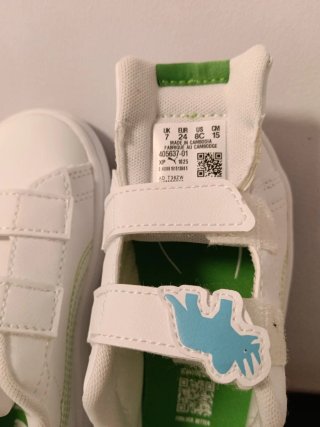 Zapatillas Puma niño blancas