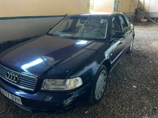 Audi A8 4.2 V8 355cv (blindado)