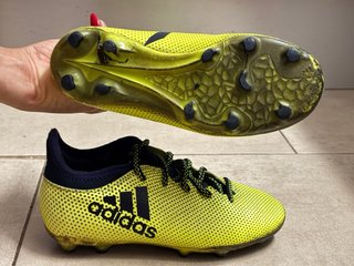 Zapatillas fútbol niño Adidas Talla 32