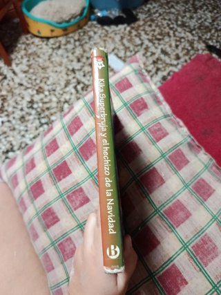 Kika Superbruja y el hechizo de la Navidad
