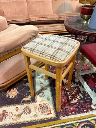 TABURETE DE MADERA