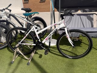 Bicicleta INDUR 26 pulgadas