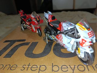 Lote 2 Motos MotoGP Nuevas