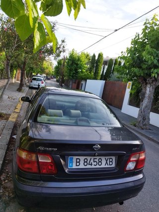 Nissan Almera 2000