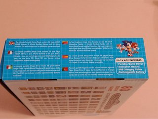 Sega Mega Drive portátil AtGames, 80 juegos, caja