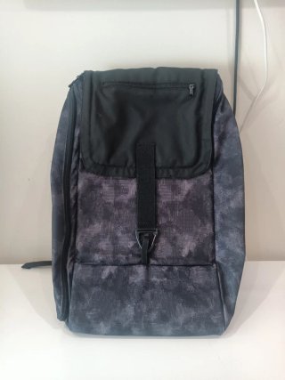 Mochila Uhlsport gris y roja