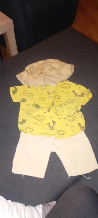 Conjunto bebé 3/6 meses dinosaurios