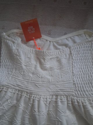 Vestido palabra de honor Bershka blanco