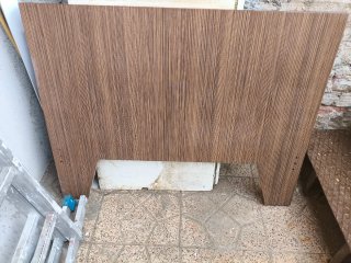 Cabecero de madera estilo moderno