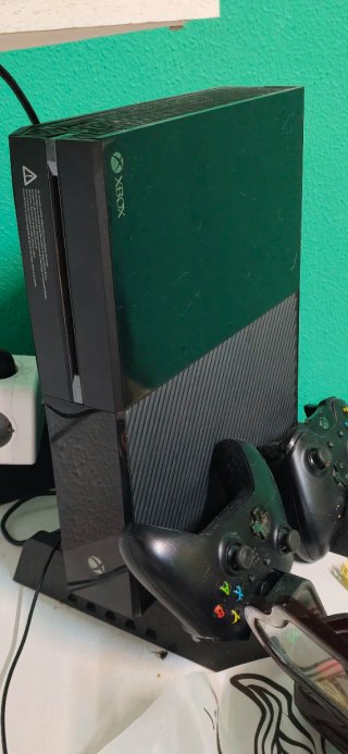 Xbox Consola y 2 Mandos