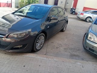 Opel Astra 2014