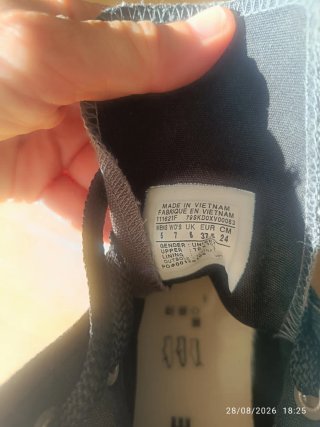 Converse grises altas