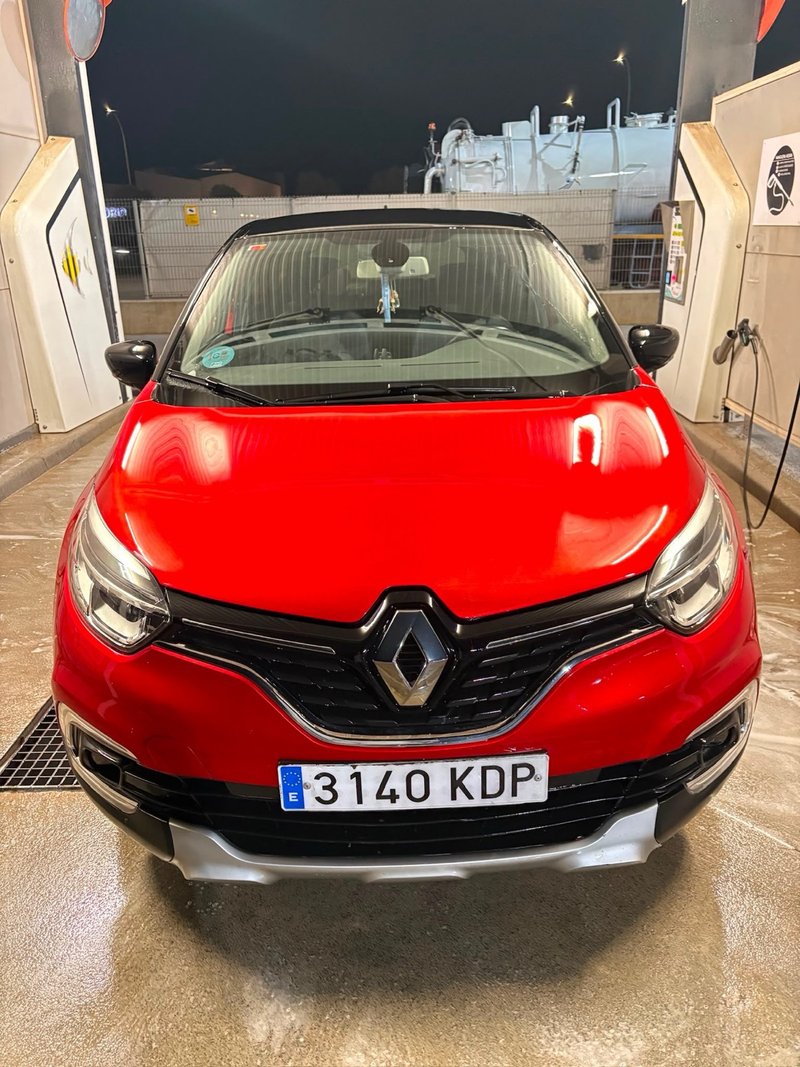Renault Captur 2018 - foto 1