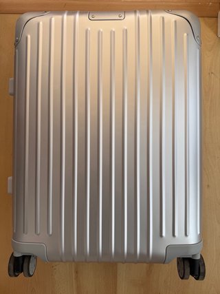 Maleta de cabina Rimowa plateada
