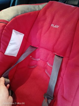 Silla de coche infantil PLAY - Buen estado