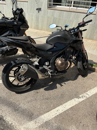 Honda CB 500F Negra