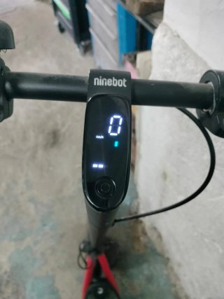 Patinete Eléctrico Segway Rojo