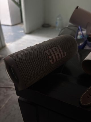 JBL Flip 6 Altavoz Portátil Beige/Marrón
