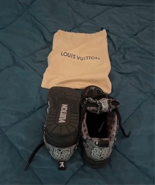 Louis Vuitton Scarpe Taglia 41