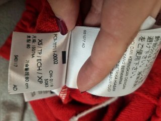 Levi’s Red Cropped Sweatshirt – Color Block...