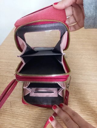 Bolso móvil y cartera rojo