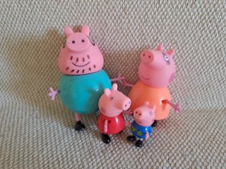 Muñecos de Peppa Pig y su familia y amigos