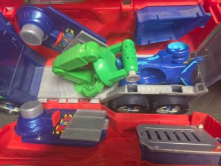 Lote PJ Masks camion ,Torre de control y robots