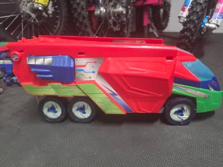 Lote PJ Masks camion ,Torre de control y robots