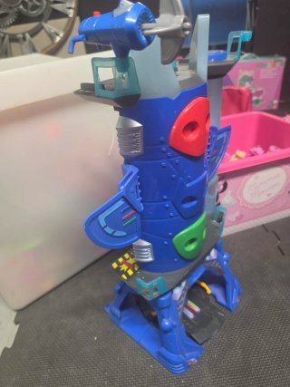 Lote PJ Masks camion ,Torre de control y robots