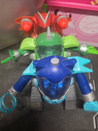 Lote PJ Masks camion ,Torre de control y robots