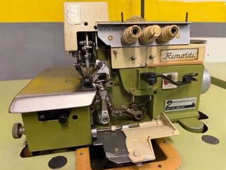 Maquina de coser Rimoldi 527 Rockwell – Overlock