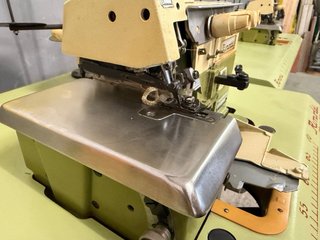 Maquina de coser Rimoldi 527 Rockwell – Overlock