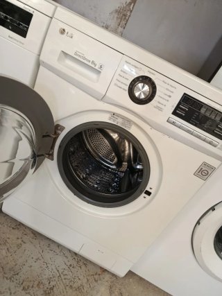 Lavadora LG 8kg Direct Drive Silenciosa