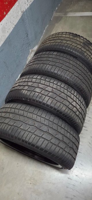 Neumaticos 225/40 zr18 Continental Winter Sport